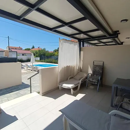 Appartamento Royal Place Nin